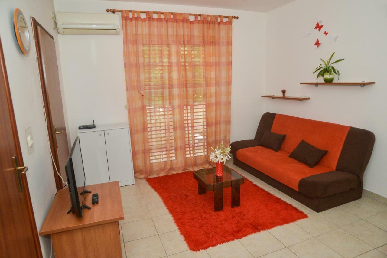 Latmo Apartment Zadar Buitenkant foto