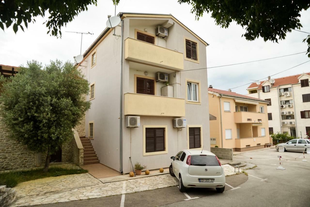 Latmo Apartment Zadar Buitenkant foto