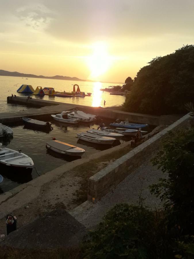 Latmo Apartment Zadar Buitenkant foto